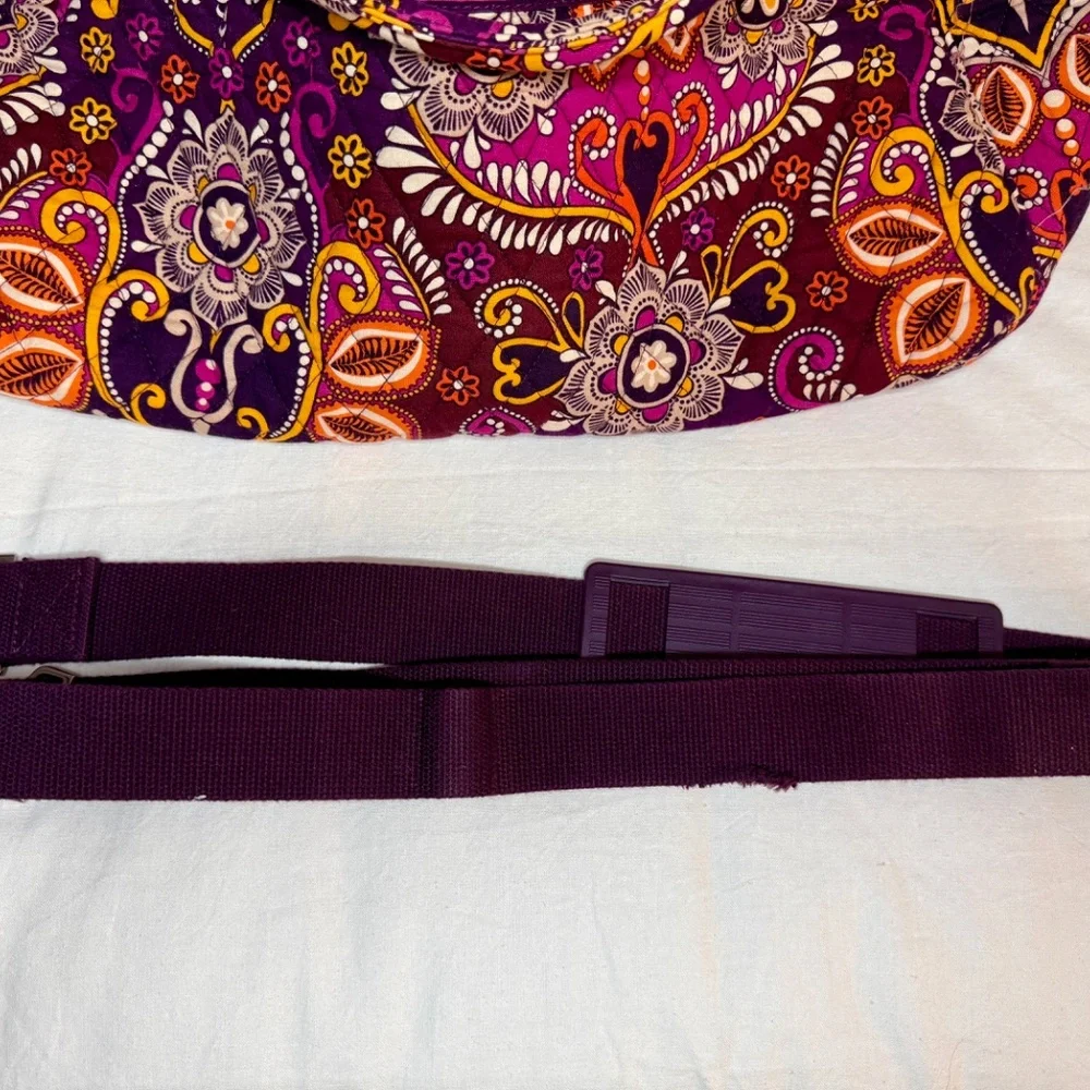 Vera Bradley Weekender - Safari Sunset - Picture 8 of 8